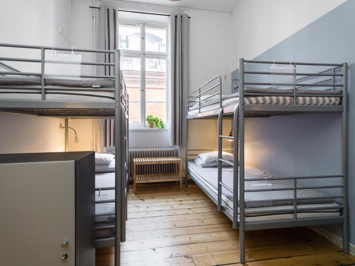 Bed 4-Bed Female Dormitory Room quiet street view,981911188:JPEG